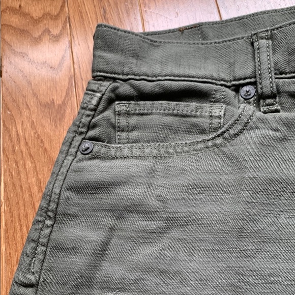 American Eagle, Olive Green Distressed Women Shorts - Picture 8 of 15